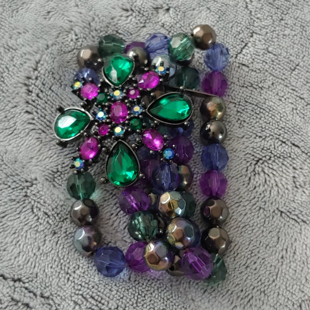 Colorful flower bracelet